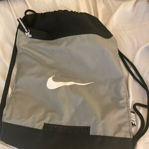 Nike drawstring bag